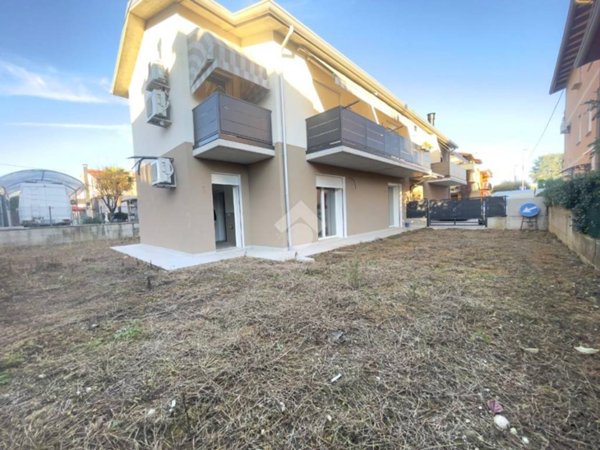 appartamento in vendita a Tezze sul Brenta in zona Tezze