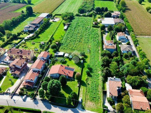 terreno agricolo in vendita a Tezze sul Brenta in zona Granella