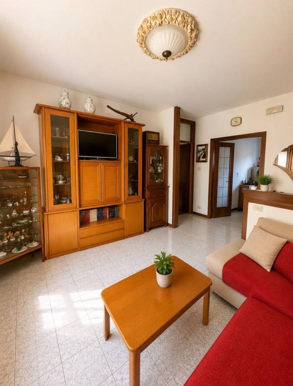 appartamento in vendita a Tezze sul Brenta in zona Stroppari