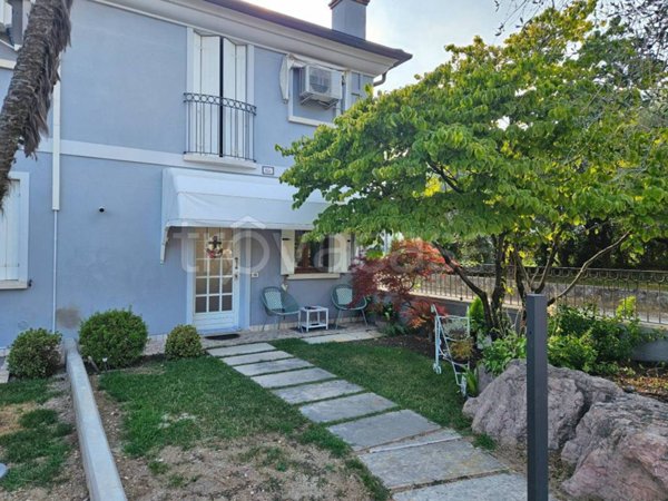 casa indipendente in vendita a Tezze sul Brenta in zona Belvedere