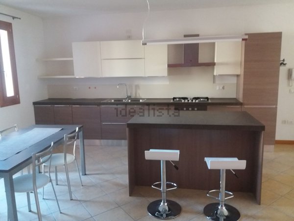appartamento in vendita a Tezze sul Brenta in zona Tezze