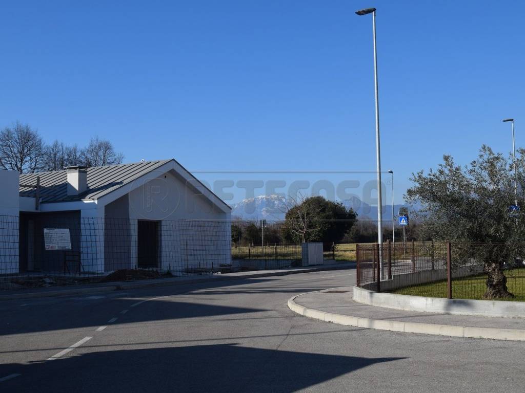casa indipendente in vendita a Thiene