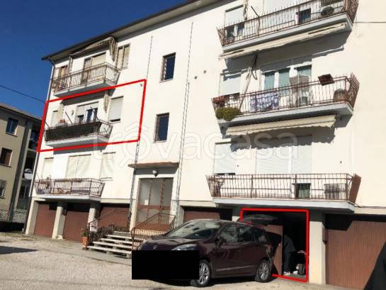 appartamento in vendita a Thiene in zona Santo
