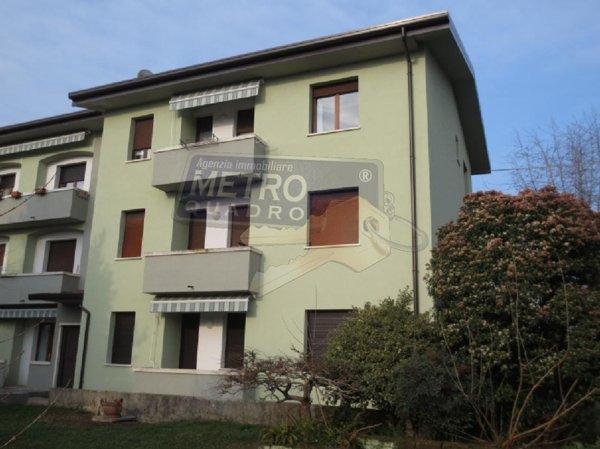 casa indipendente in vendita a Thiene