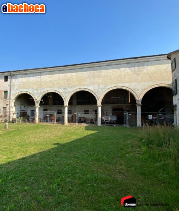 casa indipendente in vendita a Thiene