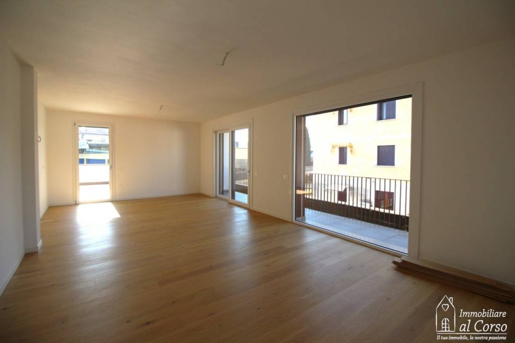 appartamento in vendita a Thiene in zona Santo