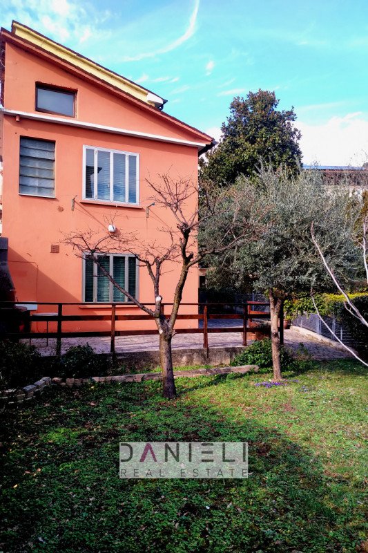 casa indipendente in vendita a Thiene