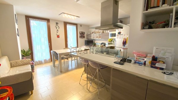 casa indipendente in vendita a Thiene
