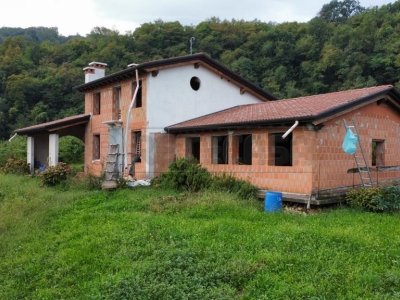 casa indipendente in vendita a Thiene