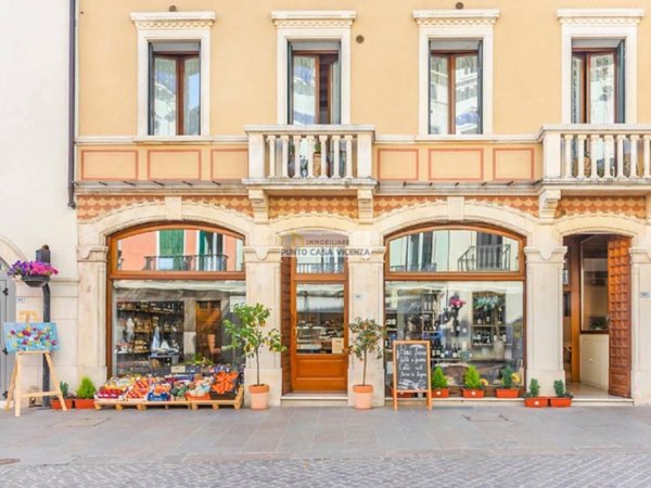 negozio in vendita a Thiene