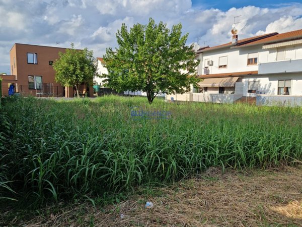casa indipendente in vendita a Thiene