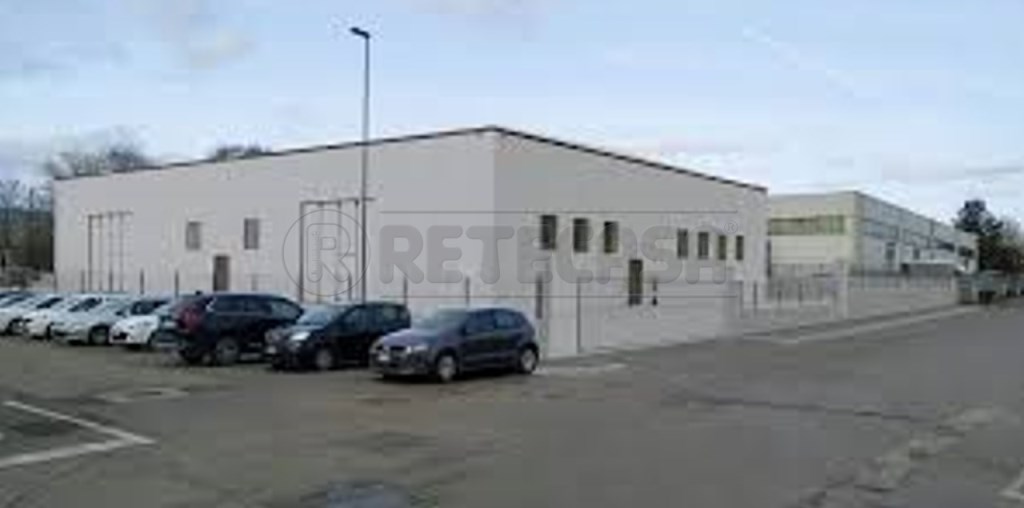 locale commerciale in vendita a Thiene