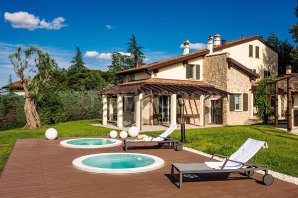 casa indipendente in vendita a Thiene