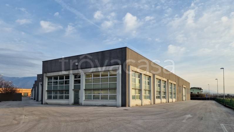 terreno edificabile in vendita a Thiene