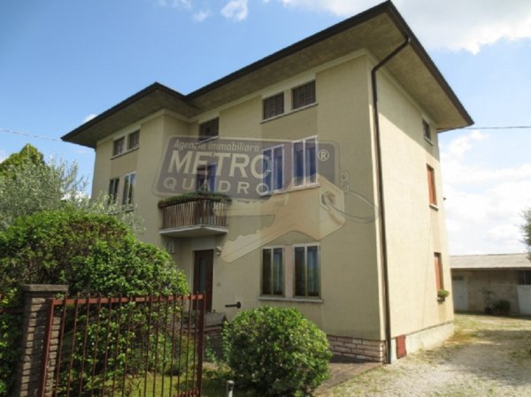 casa indipendente in vendita a Thiene