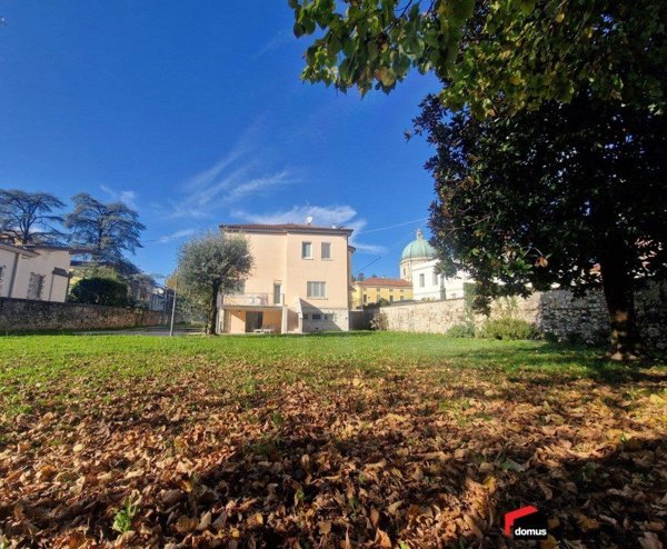 casa indipendente in vendita a Thiene