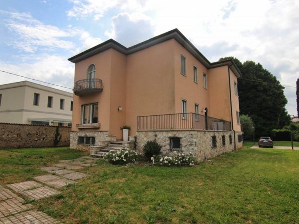 casa indipendente in vendita a Thiene in zona Santo