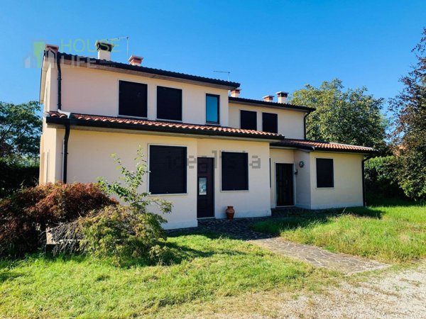 casa indipendente in vendita a Thiene
