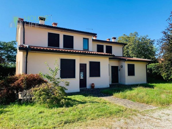 casa indipendente in vendita a Thiene