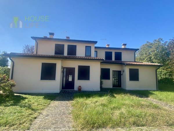 casa indipendente in vendita a Thiene