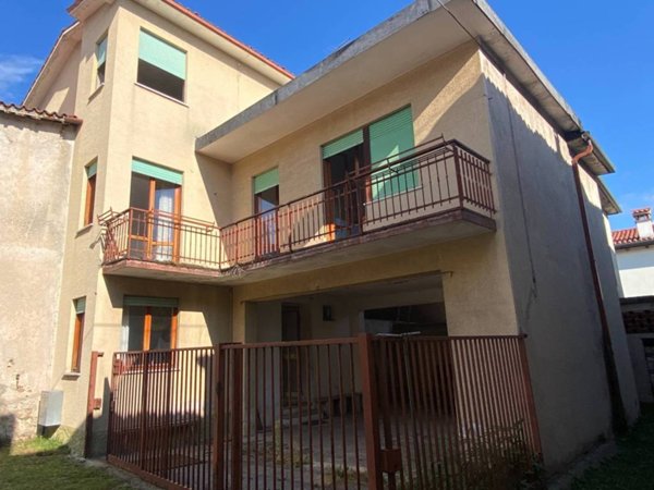 casa indipendente in vendita a Thiene
