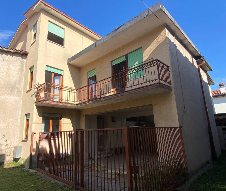 casa indipendente in vendita a Thiene in zona Santo