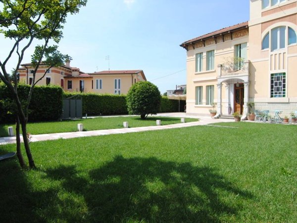 casa indipendente in vendita a Thiene