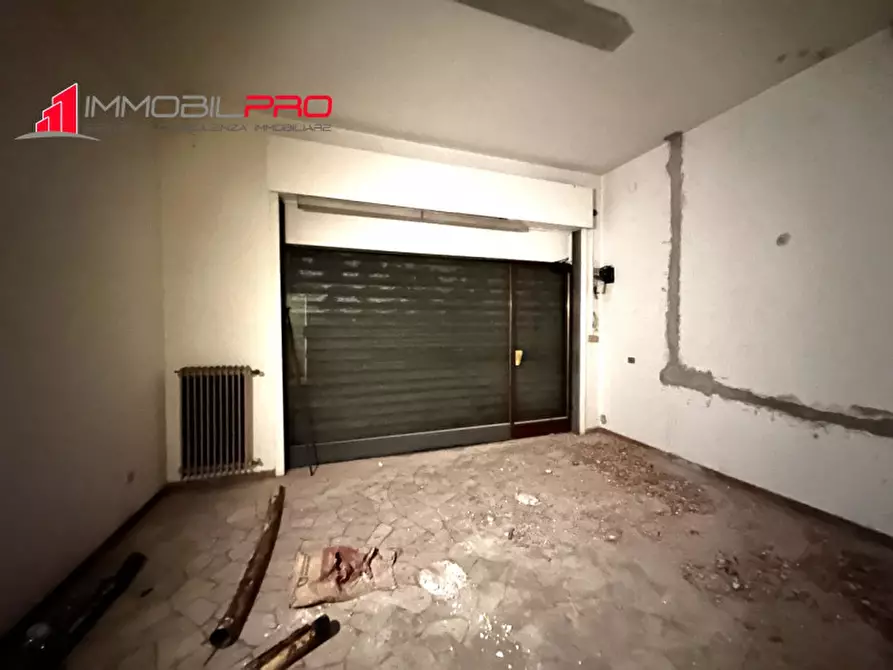 negozio in vendita a Thiene in zona Santo