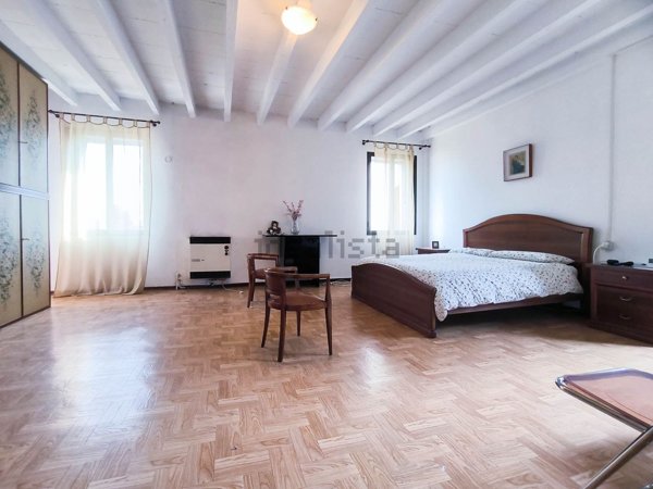 casa indipendente in vendita a Thiene