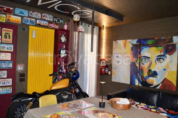 appartamento in vendita a Thiene in zona Rozzampia