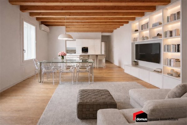 appartamento in vendita a Thiene in zona Santo