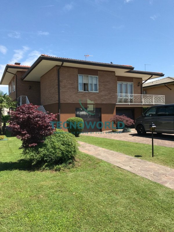 casa indipendente in vendita a Thiene