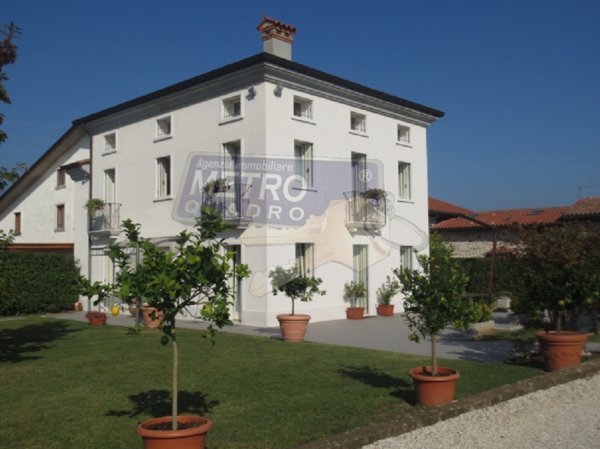 casa indipendente in vendita a Thiene