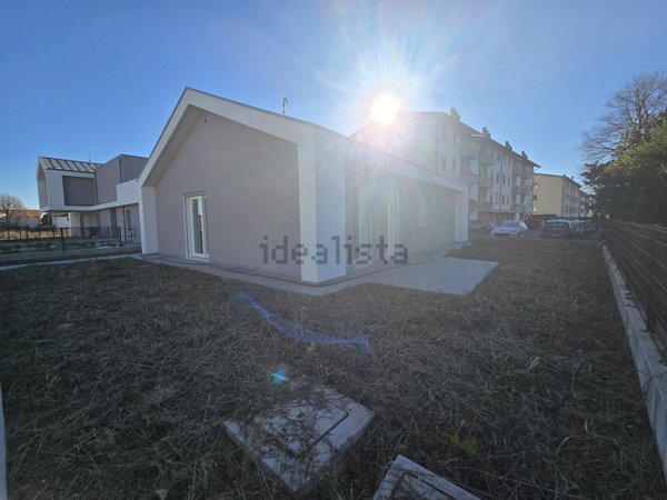 casa indipendente in vendita a Thiene in zona Santo