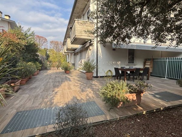 casa indipendente in vendita a Thiene in zona Santo
