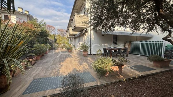 casa indipendente in vendita a Thiene in zona Santo