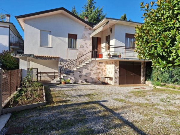 casa indipendente in vendita a Thiene