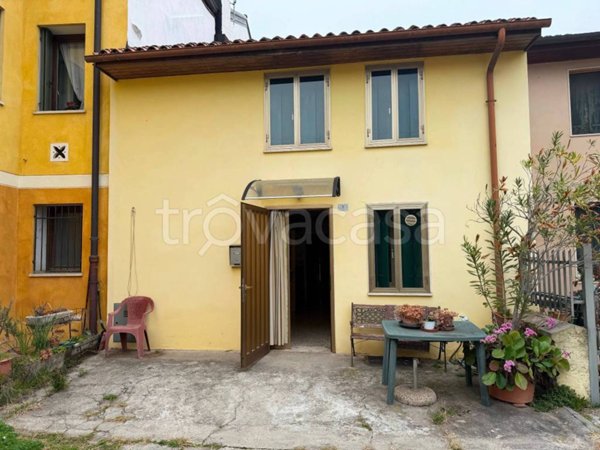 casa indipendente in vendita a Thiene in zona Santo