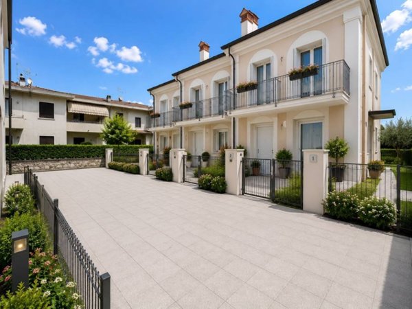 casa indipendente in vendita a Thiene