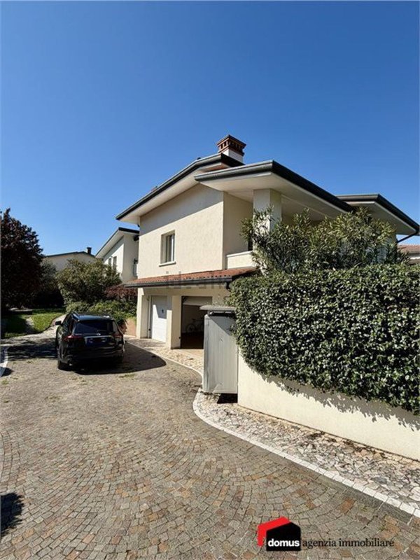 casa indipendente in vendita a Thiene