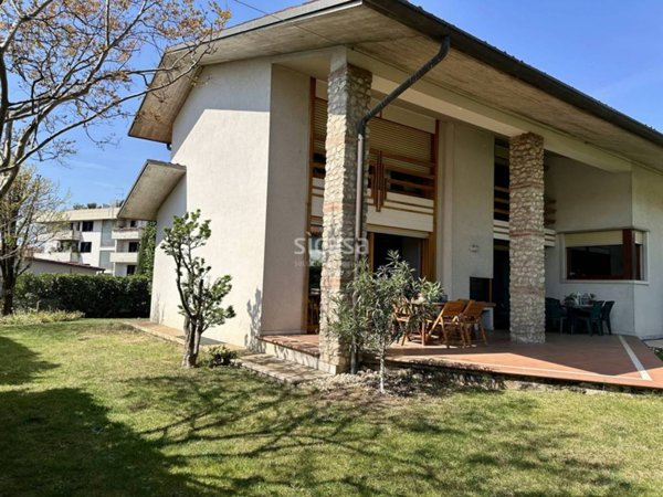 casa indipendente in vendita a Thiene