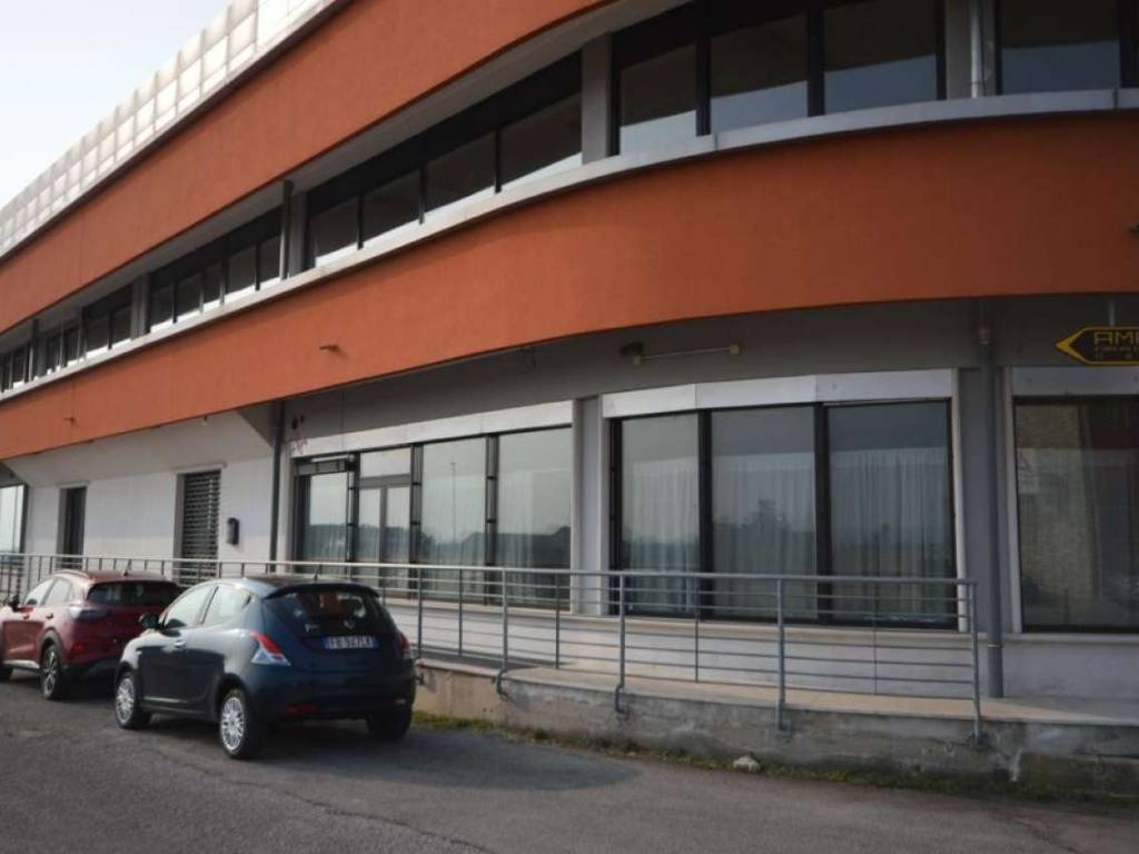 negozio in vendita a Thiene