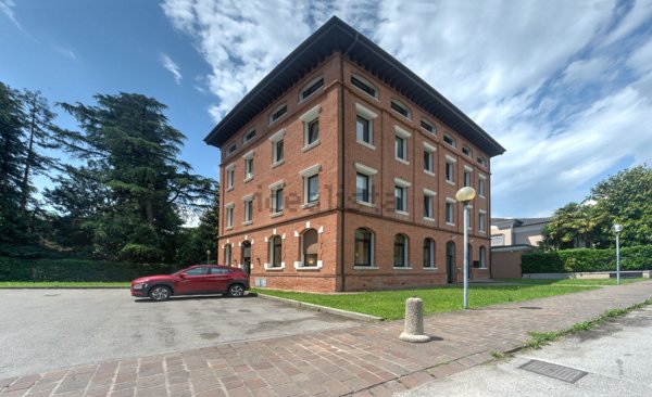 ufficio in vendita a Thiene