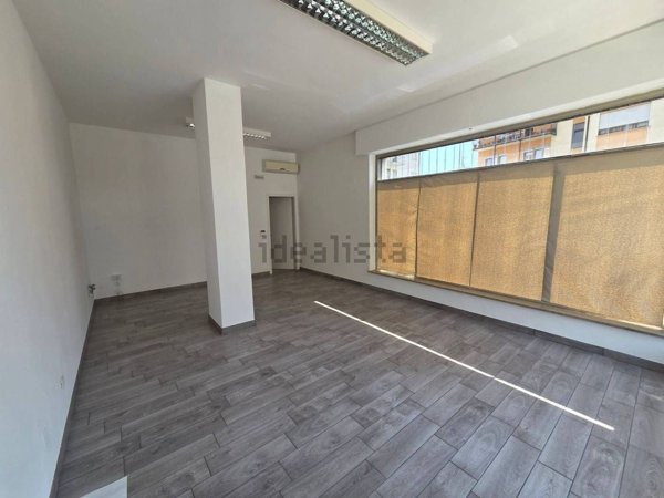 locale commerciale in vendita a Thiene