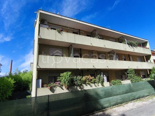 appartamento in vendita a Thiene in zona Santo