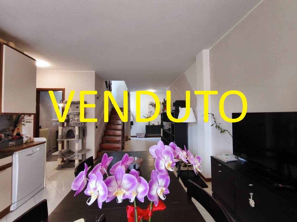 appartamento in vendita a Thiene in zona Santo