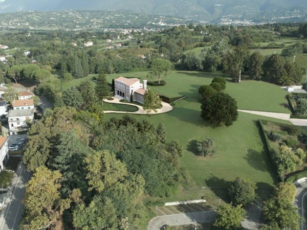 casa indipendente in vendita a Thiene in zona Santo