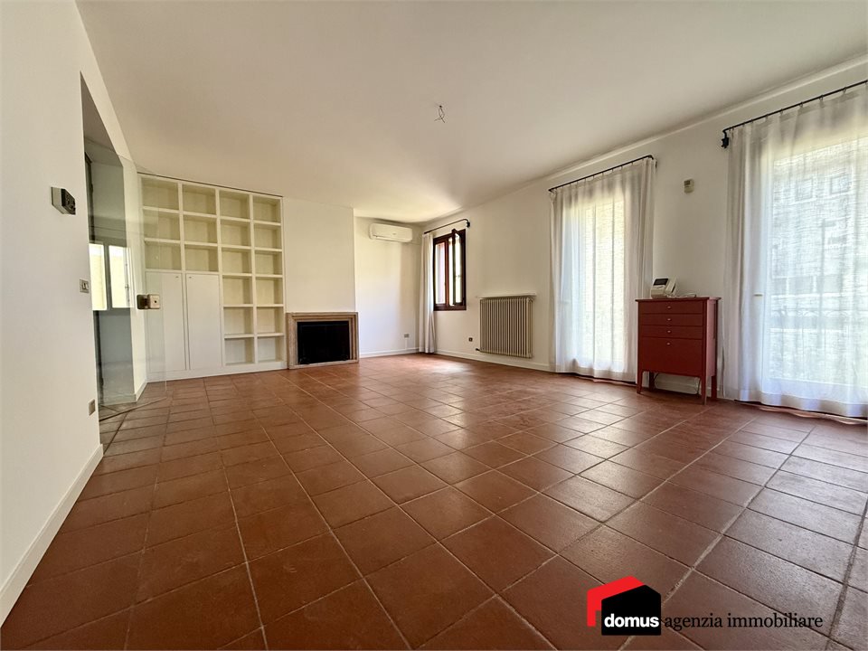 appartamento in vendita a Thiene in zona Santo