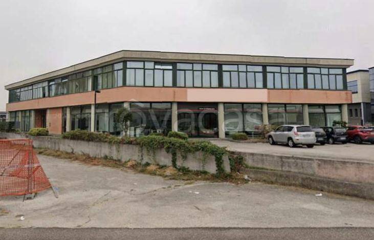negozio in vendita a Thiene