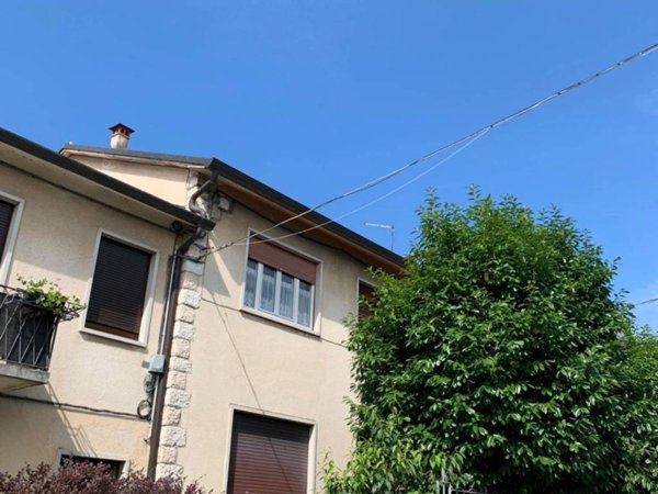 casa indipendente in vendita a Thiene